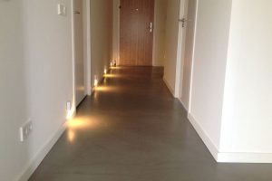 betonlook vloer schagen