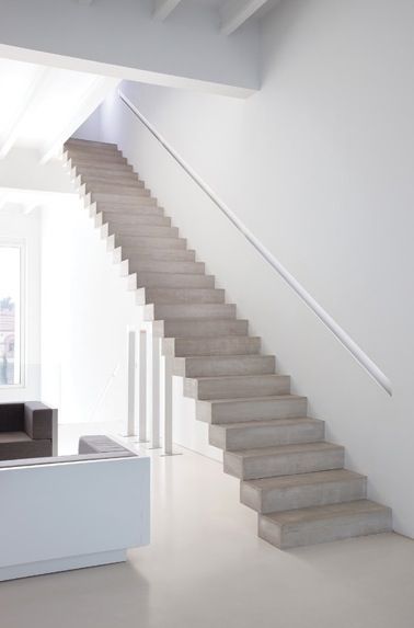 moderne betonnen trap